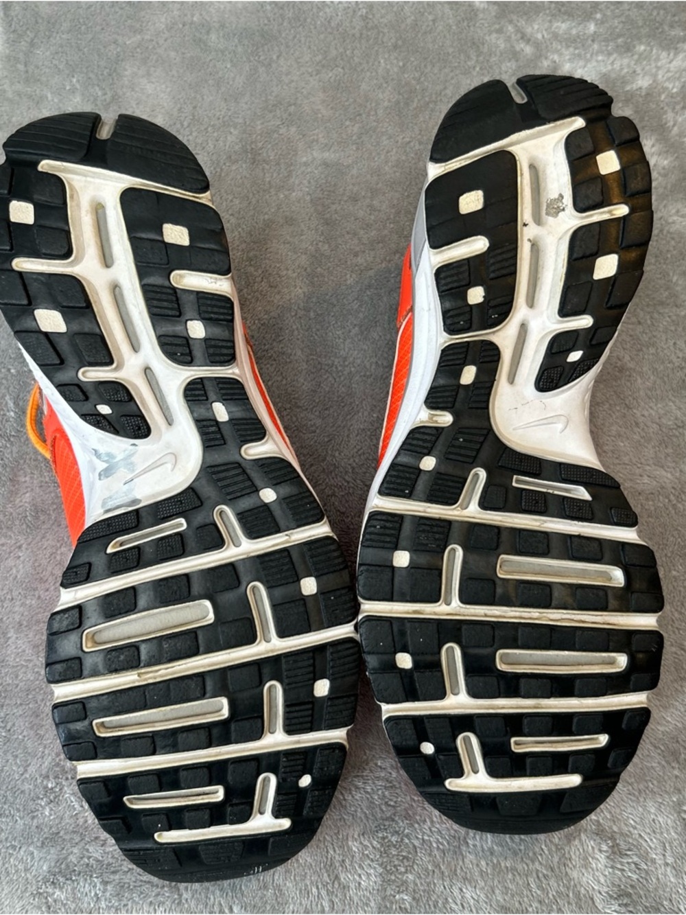Nike Air Max Women’s Interlock Phantom Sneakers Shoes Color Black‎ Size 7 - Picture 2 of 16